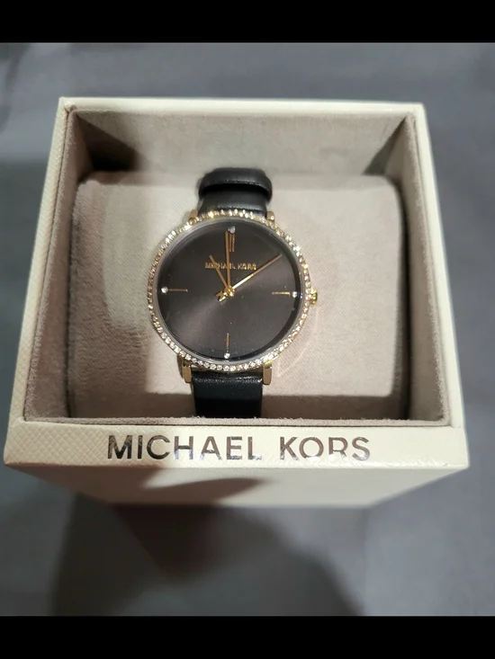 Womens Michael Kors Black Dial Leather Strap Watch with Gold Accents - Picture 1 of 9